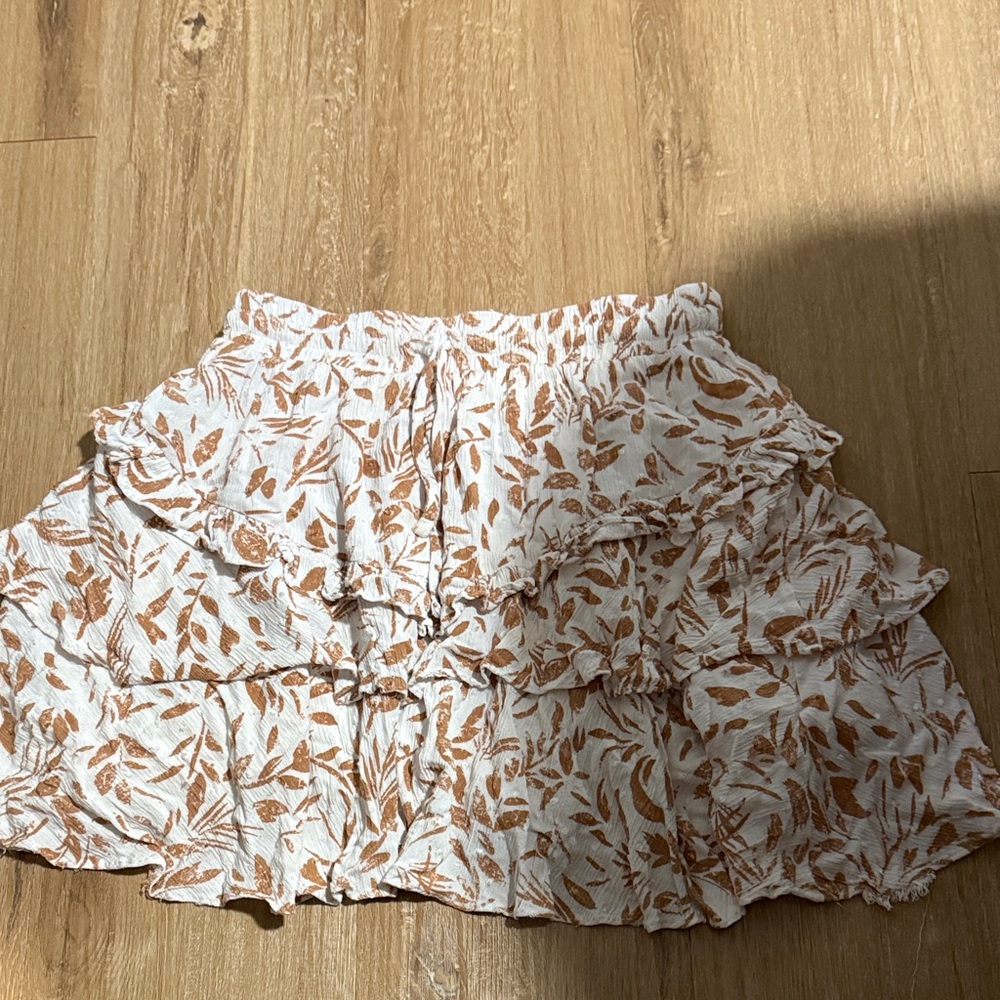 Floral orange / white skirt